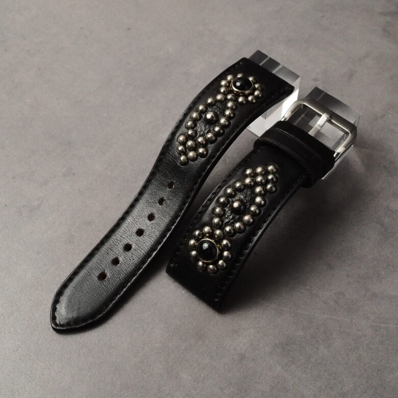 腕時計用ベルト【STUDS】  ホースバット（茶芯ブラック） ARROW アンティークシルバー×オニキス