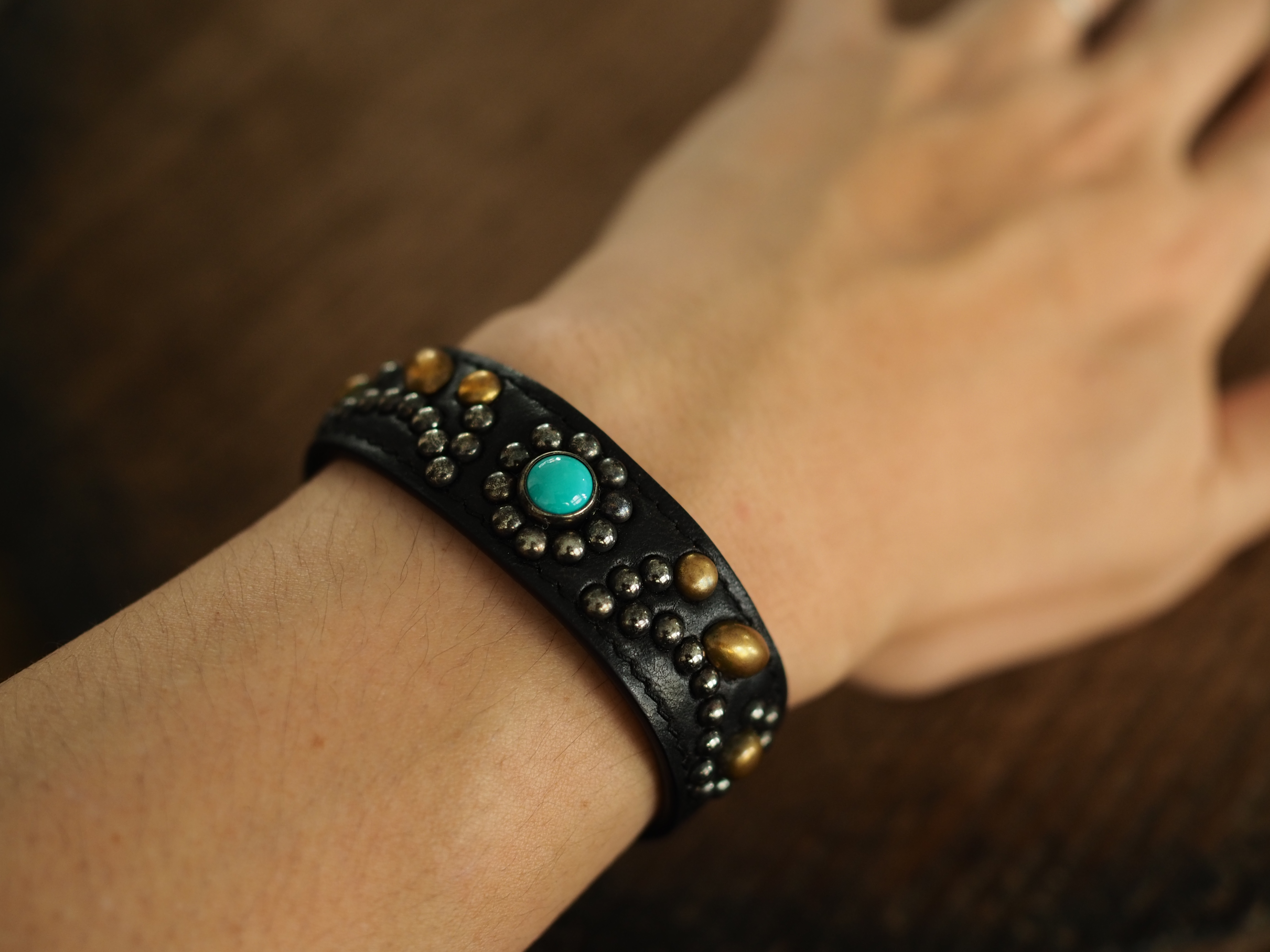腕時計ベルト職人が作るレザーブレスレット【CAFTSMAN'S BRACELET