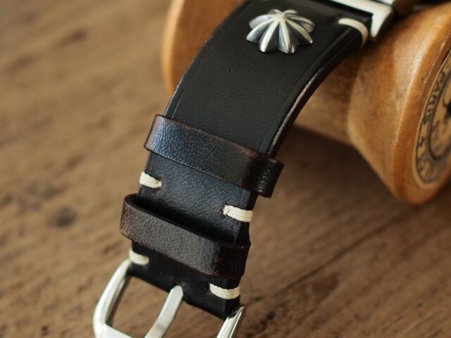 【美品】FLANGE STRAP AW用 両コンチョカスタム 44mm FLANGE STRAP instagramページ | FLANGE STRAP -ONLINE STORE-